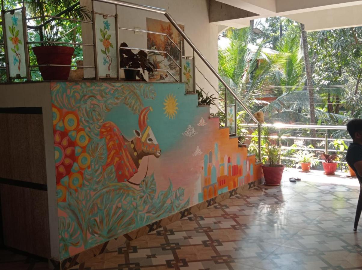 Jerone'S Home Stay Majorda Exterior photo